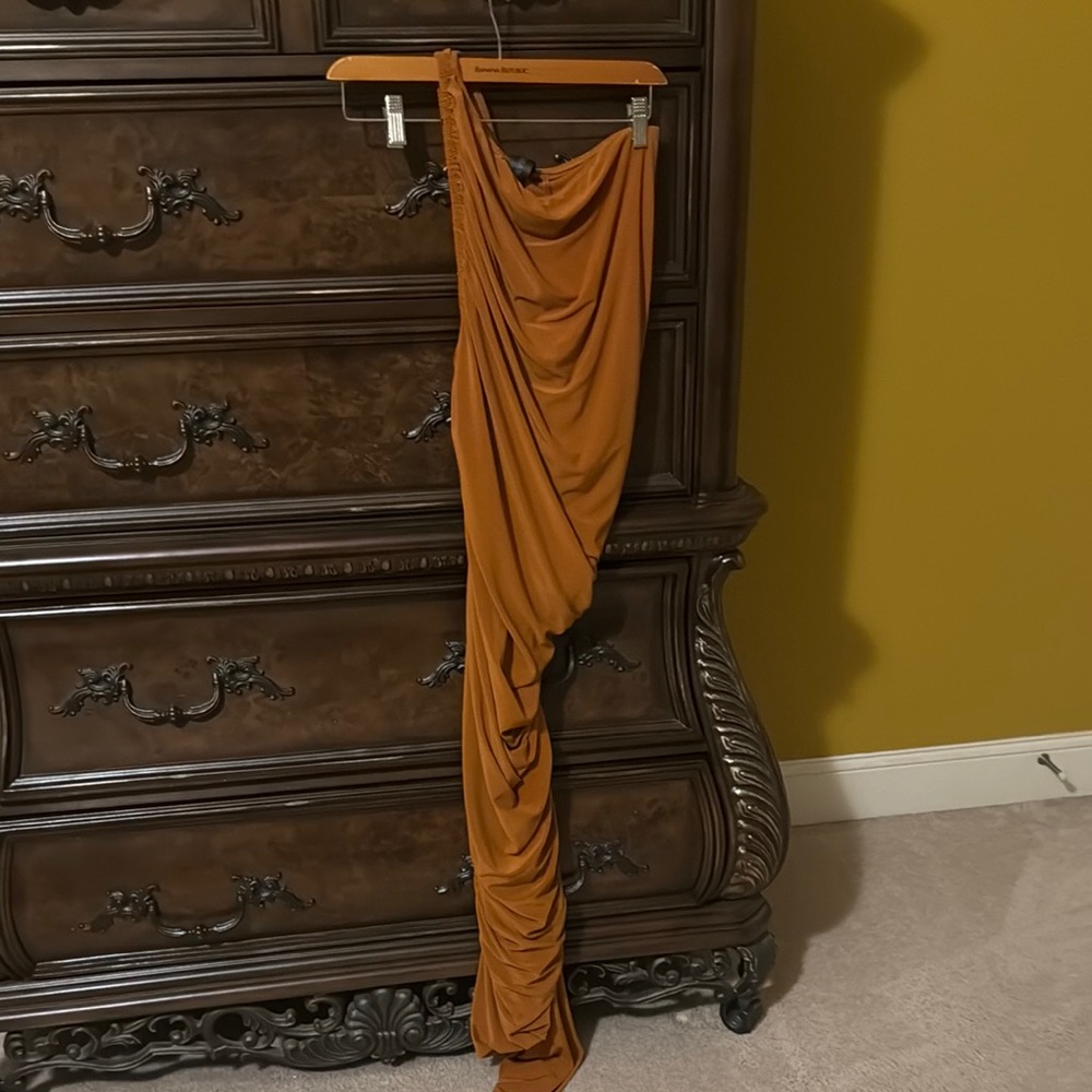 Norma Kamali Diana gown in bronze size XS